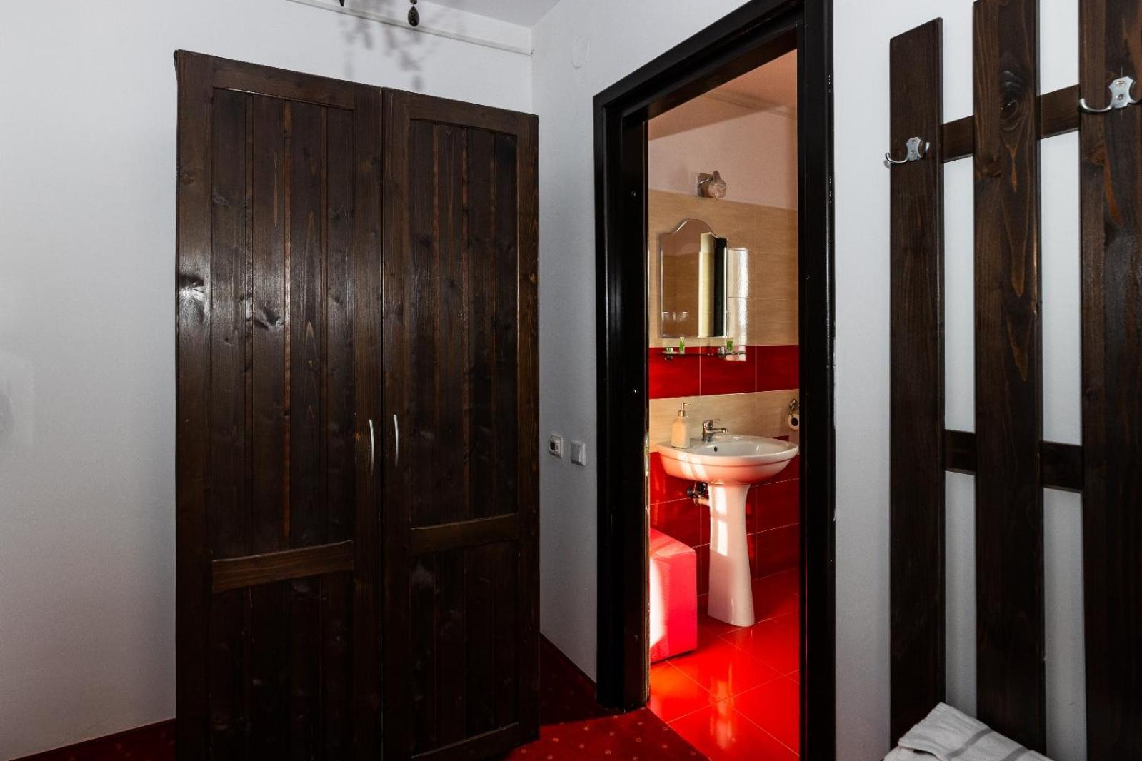 Vila Luca-Hotel Şirnea Zewnętrze zdjęcie