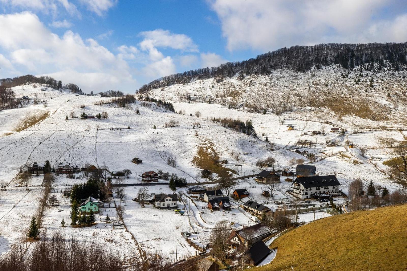 Vila Luca-Hotel Şirnea Zewnętrze zdjęcie