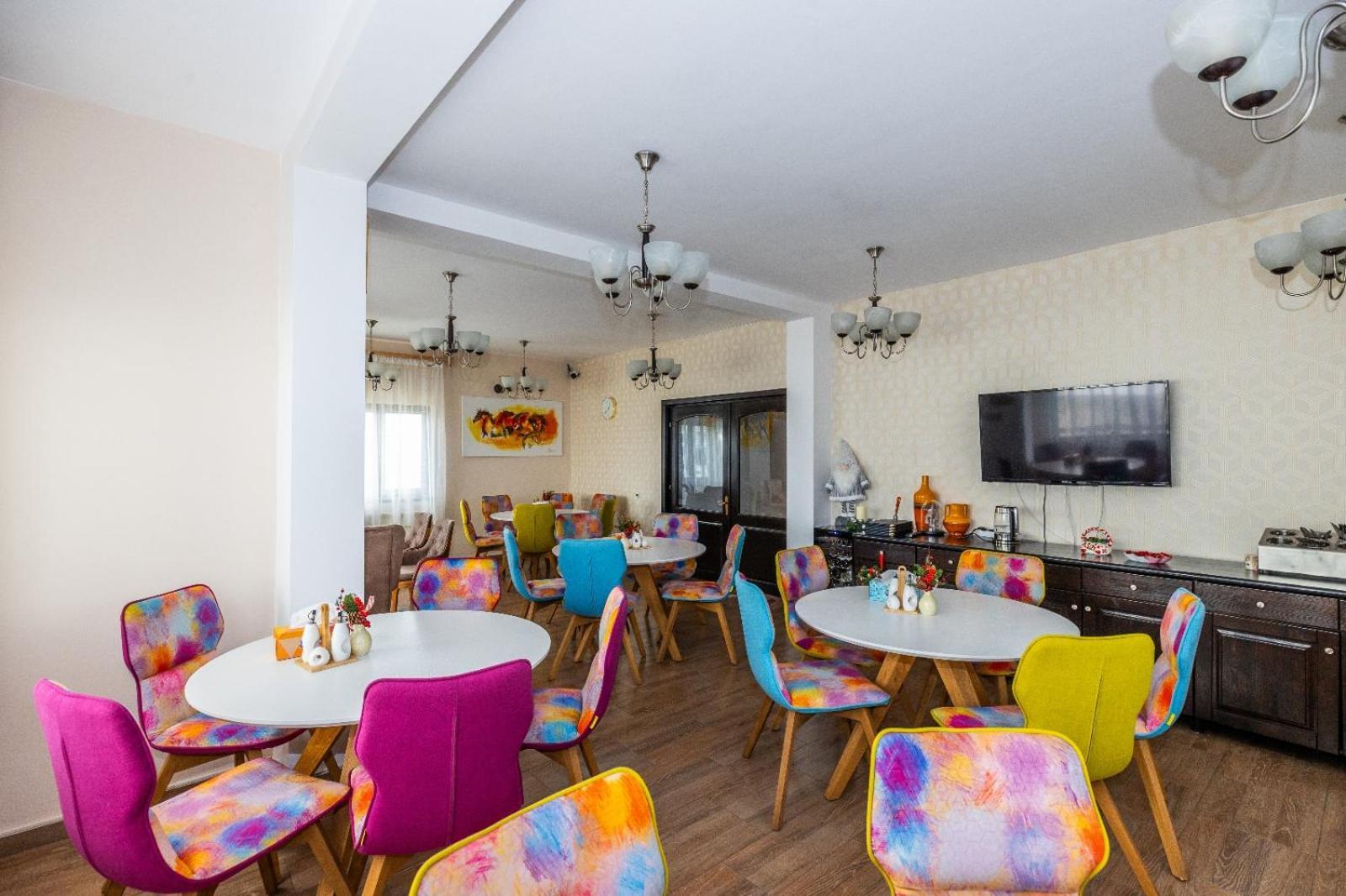 Vila Luca-Hotel Şirnea Zewnętrze zdjęcie