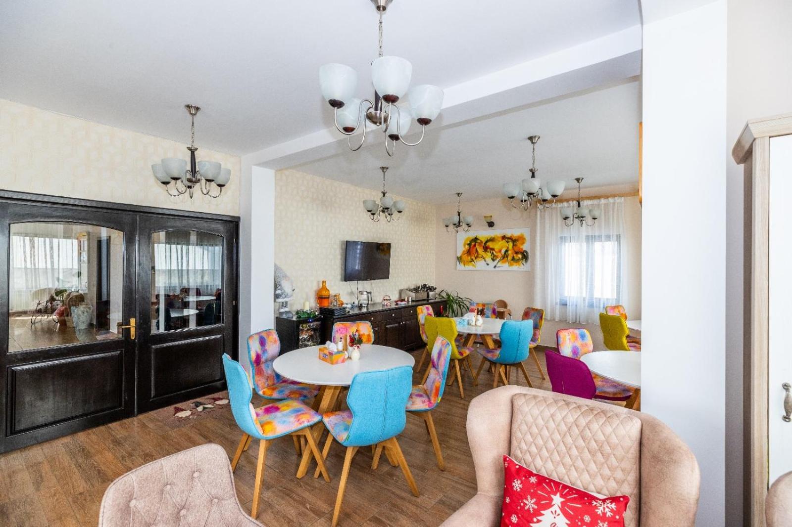 Vila Luca-Hotel Şirnea Zewnętrze zdjęcie